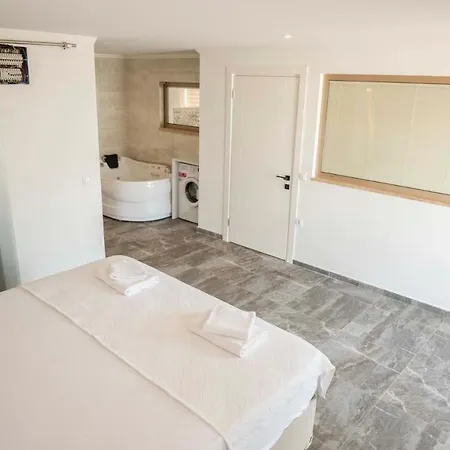 Mini * Kaş